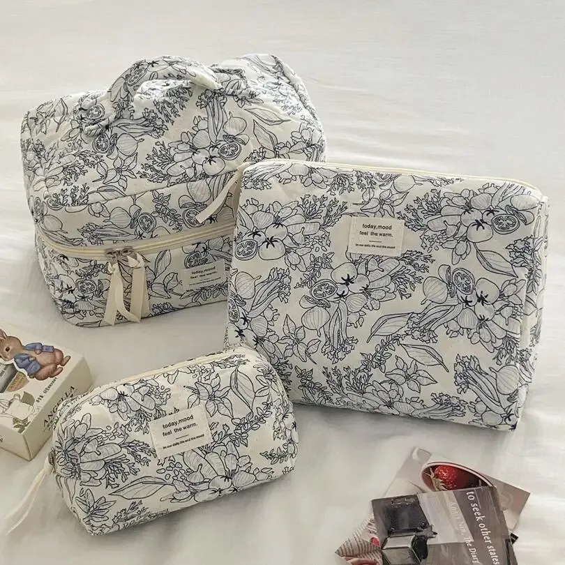 sac à cosmétiques de voyage à motif floral, sac à cosmétiques portable adapté aux voyages et aux essentiels scolaires pour femmes, trousse de maquillage