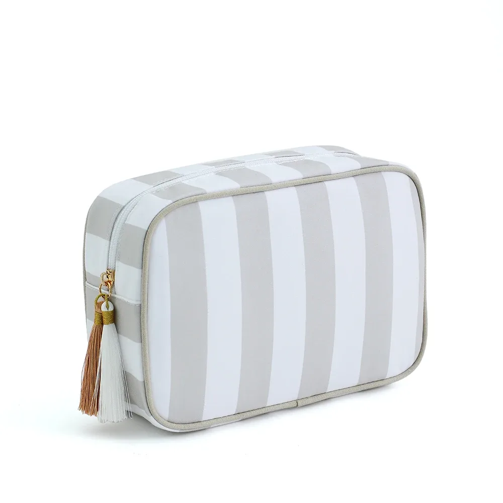 grand sac à cosmétiques portable rayé pour femmes, sac de maquillage à pompon avec fermeture éclair, pochette de rangement de grande capacité