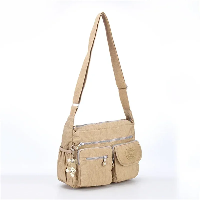 sac messager léger format a4, sac à bandoulière imperméable, sac unisexe grande capacité pour hommes et femmes