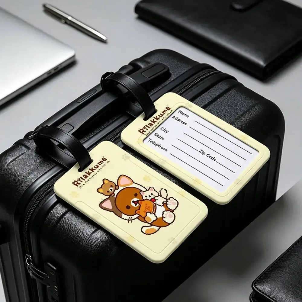 étiquette de bagage légère anti-perte en pvc kwaii cute p-rilakkumas bear avec pochette amovible pour carte d'information, accessoire de voyage pour sac à dos