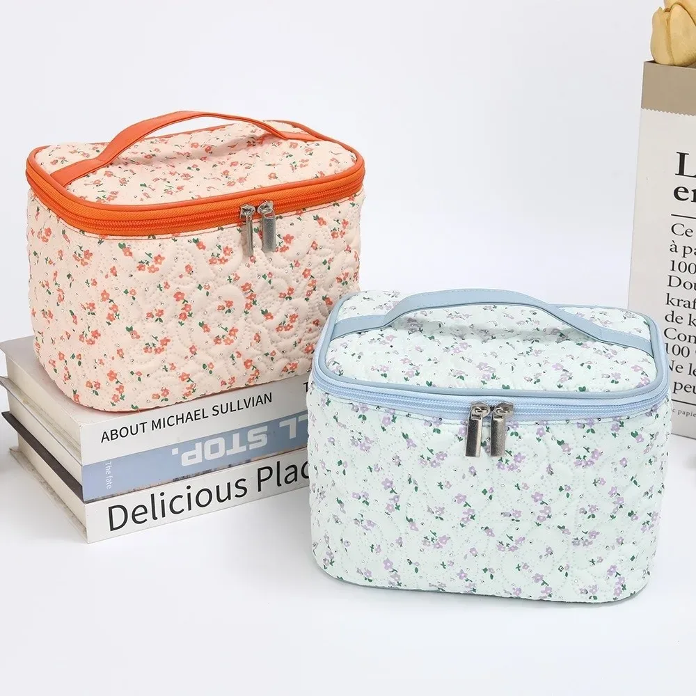 sac de maquillage portable grande capacité, motif dessin animé, style coréen, sac de rangement pour maquillage, sac cosmétique, extérieur