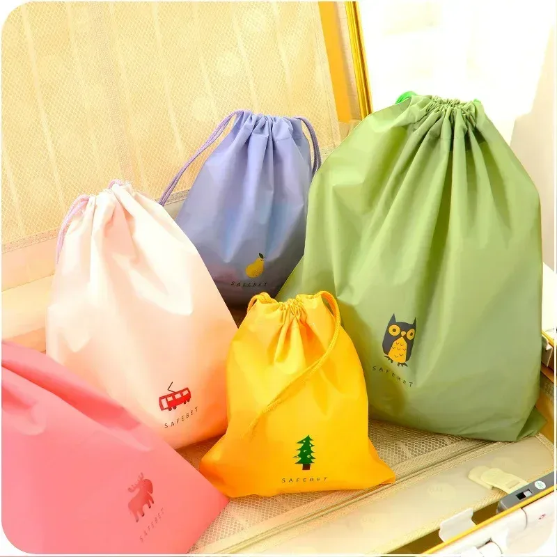 sac de rangement en nylon imprimé de dessin animé, étanche, poudres wstring de proximité, multifonctionnel, portable, durable, chaussures, sous-vêtements, sac de voyage, 1 pièce