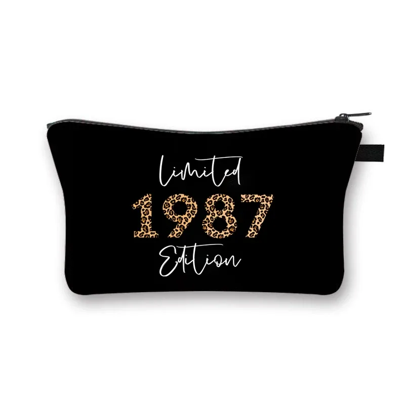 sac de maquillage vintage édition limitée 1986, imprimé, design années 1980 à 1989, thème voyage, organiseur de toilette, trousse de maquillage