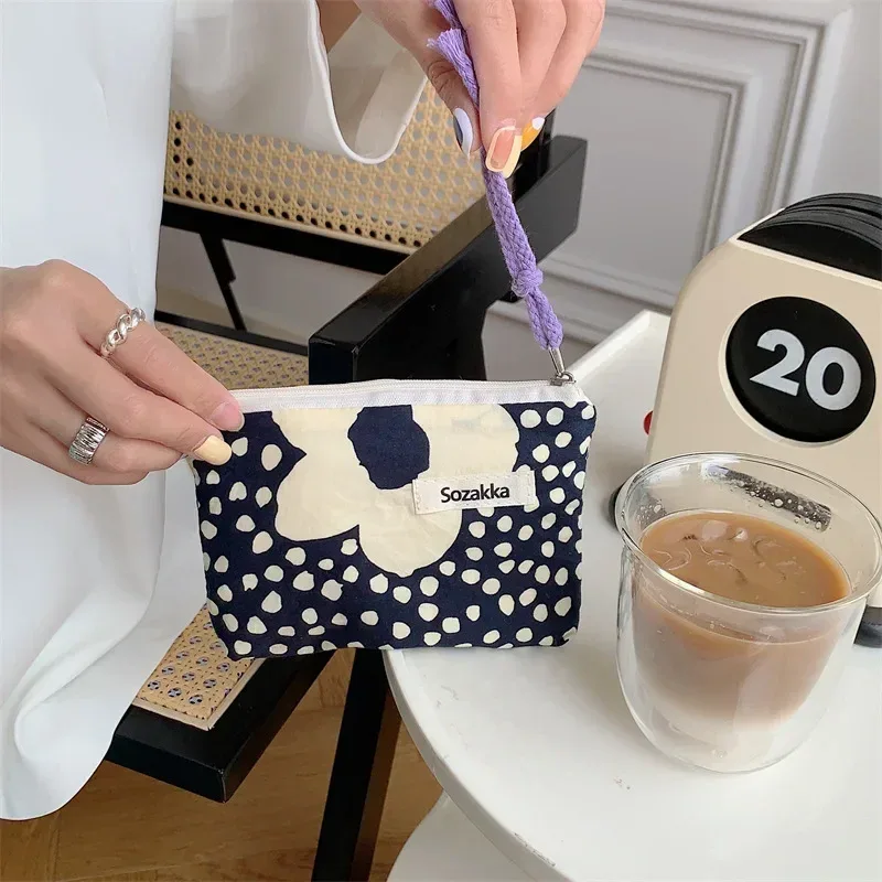 sacs à main de maquillage pour femmes, portefeuille, petits sacs en poudre, porte-monnaie de voyage floral kawaii, sac de rangement pour rouge à lèvres cosmétique portable