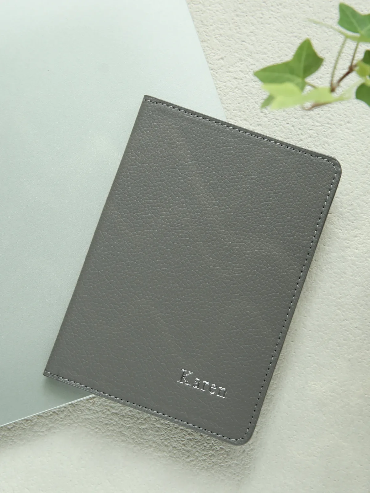 porte-passeport personnalisé avec nom, monogramme personnalisé, texture en similicuir, couverture de passeport unie avec blocage rfid, cadeau de vacances