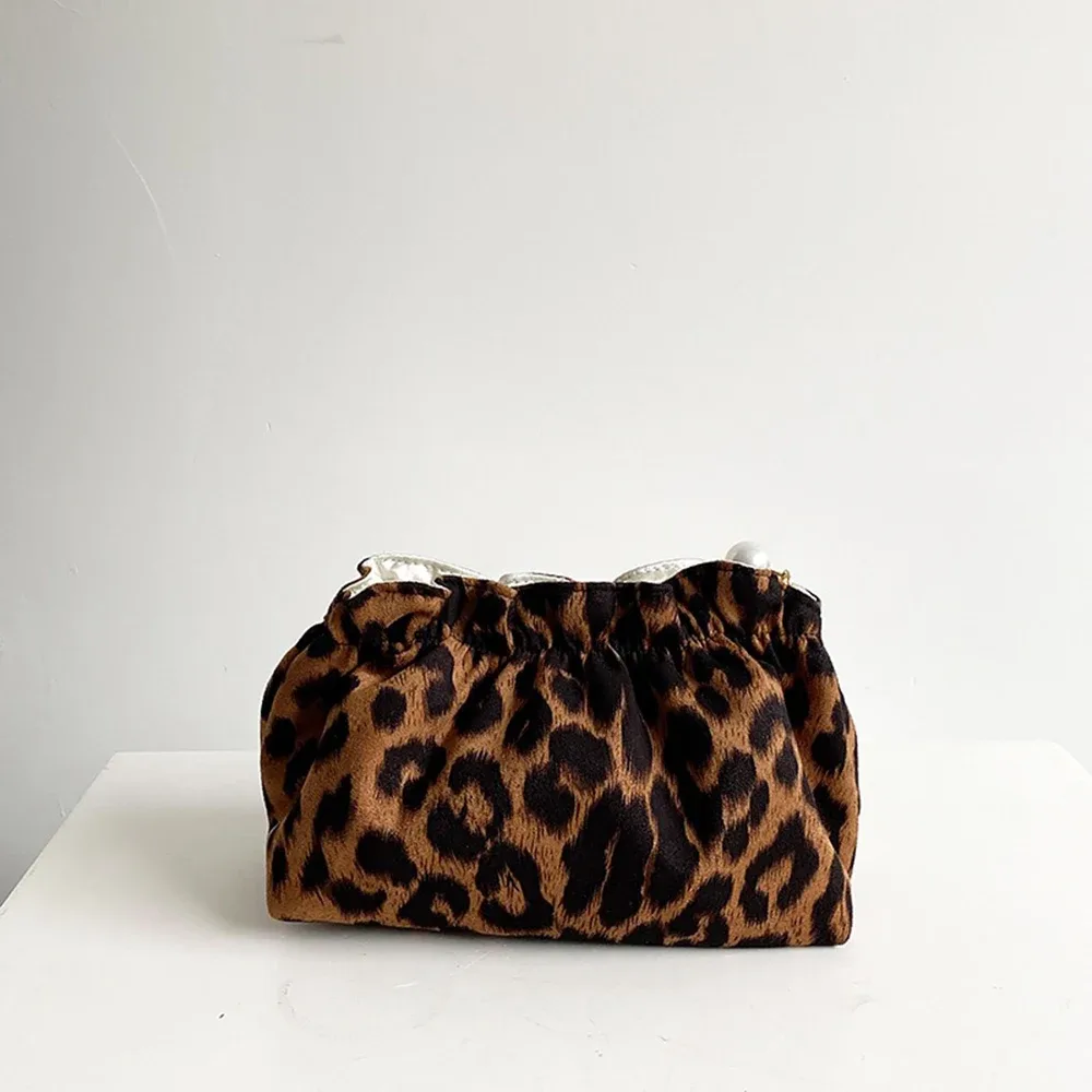 trousse de maquillage à fermeture éclair perlée pour femme, trousse de toilette de grande capacité, trousse de maquillage imprimée léopard, cadeau de voyage pour femme, mode