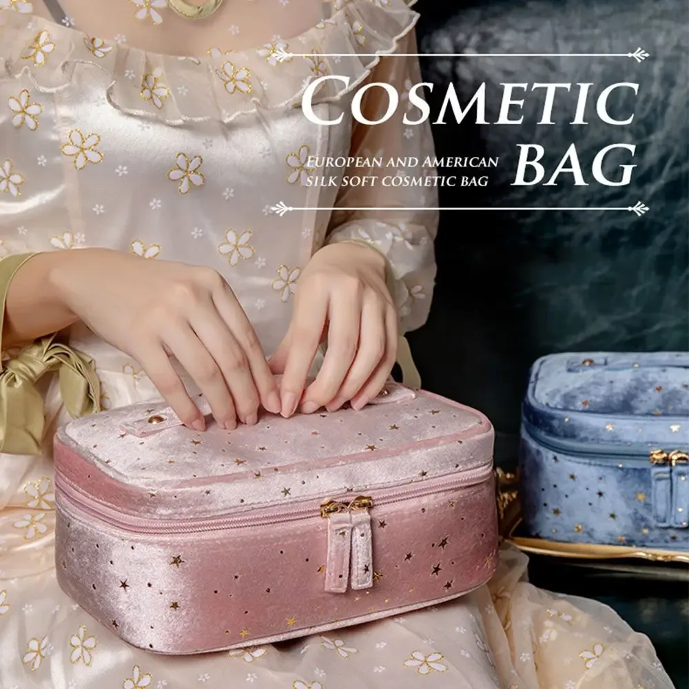 sacs de rangement portables et doux pour cosmétiques, sacs de maquillage multifonctionnels en velours, sacs pour rouge à lèvres, trousse de toilette.