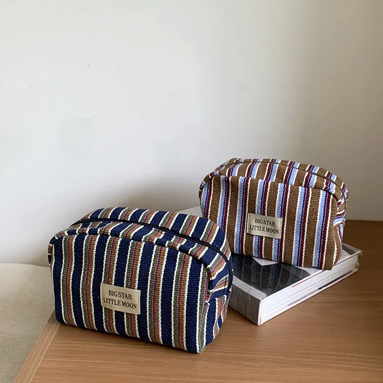 Sac de voyage de grande capacité, sac de maquillage portable, organisateur de toilette multifonctionnel, pochette intérieure pour bagages