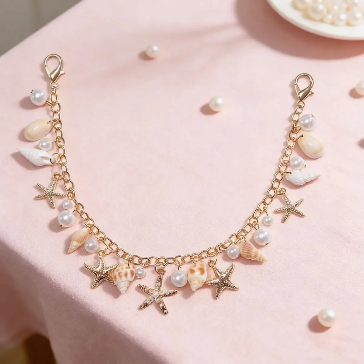 un porte-clés bohème de style plage avec coquillages, étoiles de mer et perles d'imitation, un accessoire sur le thème de la mer, parfait pour décorer les sacs, les sacs à dos et les clés de voiture, un excellent cadeau pour les femmes.