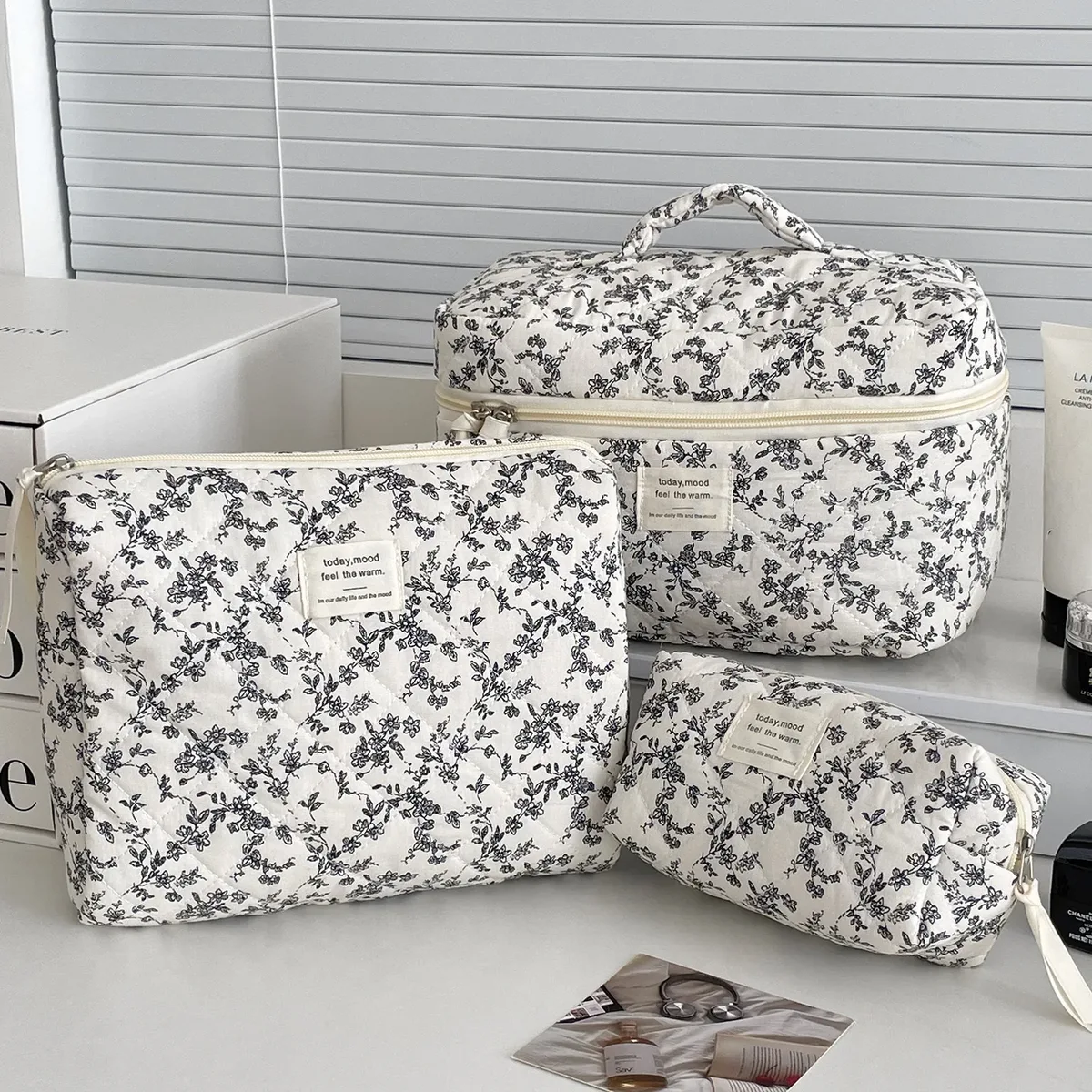 sac à cosmétiques de voyage à motif floral, sac à cosmétiques portable adapté aux voyages et aux essentiels scolaires pour femmes, trousse de maquillage