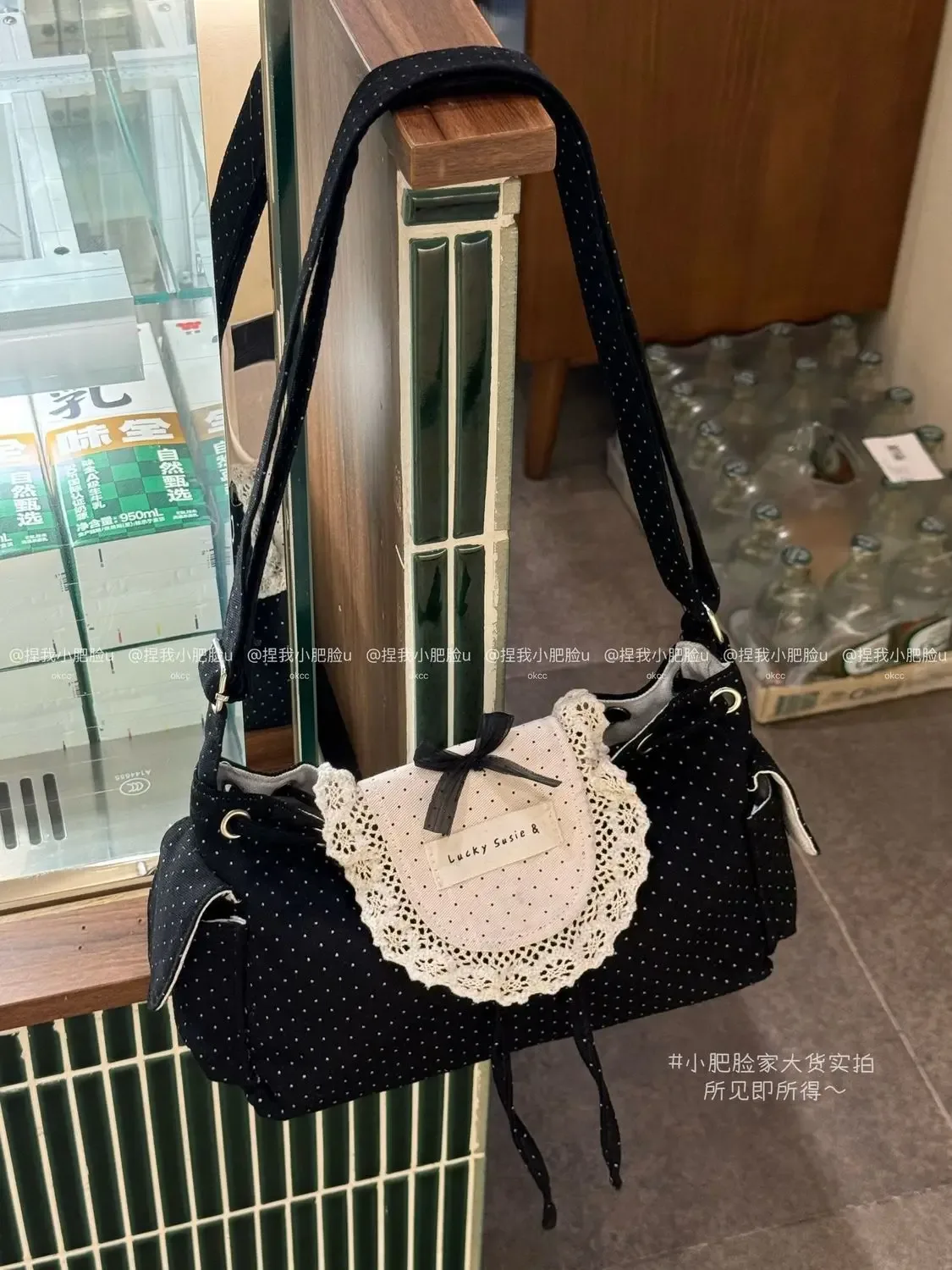 sac à bandoulière coréen noir et blanc à pois avec dentelle, simple et mignon, avec nœud et cordon de serrage, pour étudiante