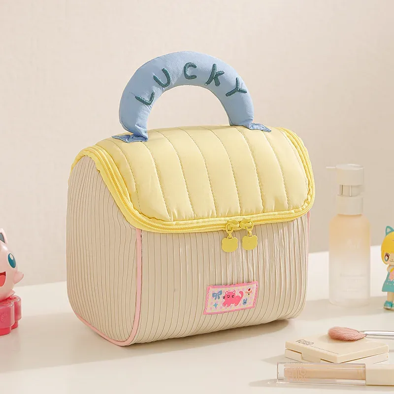 trousse de maquillage portable à motif dessin animé mignon, design original, sac organisateur de voyage pour articles de toilette, utilisation quotidienne en extérieur