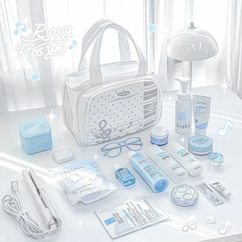 grande trousse de maquillage compartimentée, motif fraises et notes musicales, sac à main portable multi-couches pour voyage et toilette