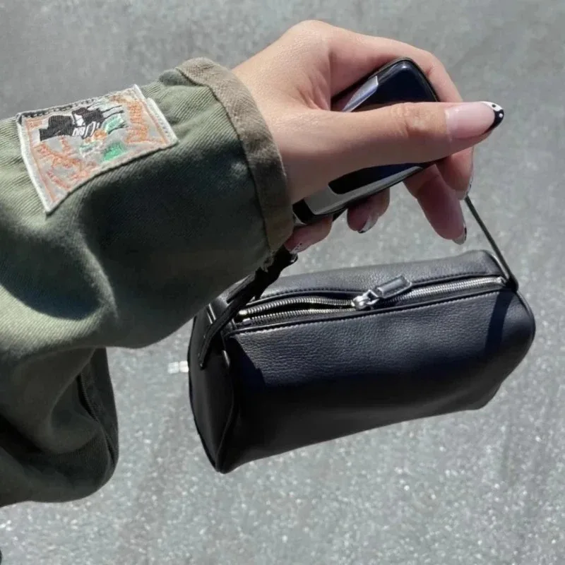 sac à main de luxe années 90 en cuir de vachette souple et daim véritable, mini sac bandoulière vintage pour femme