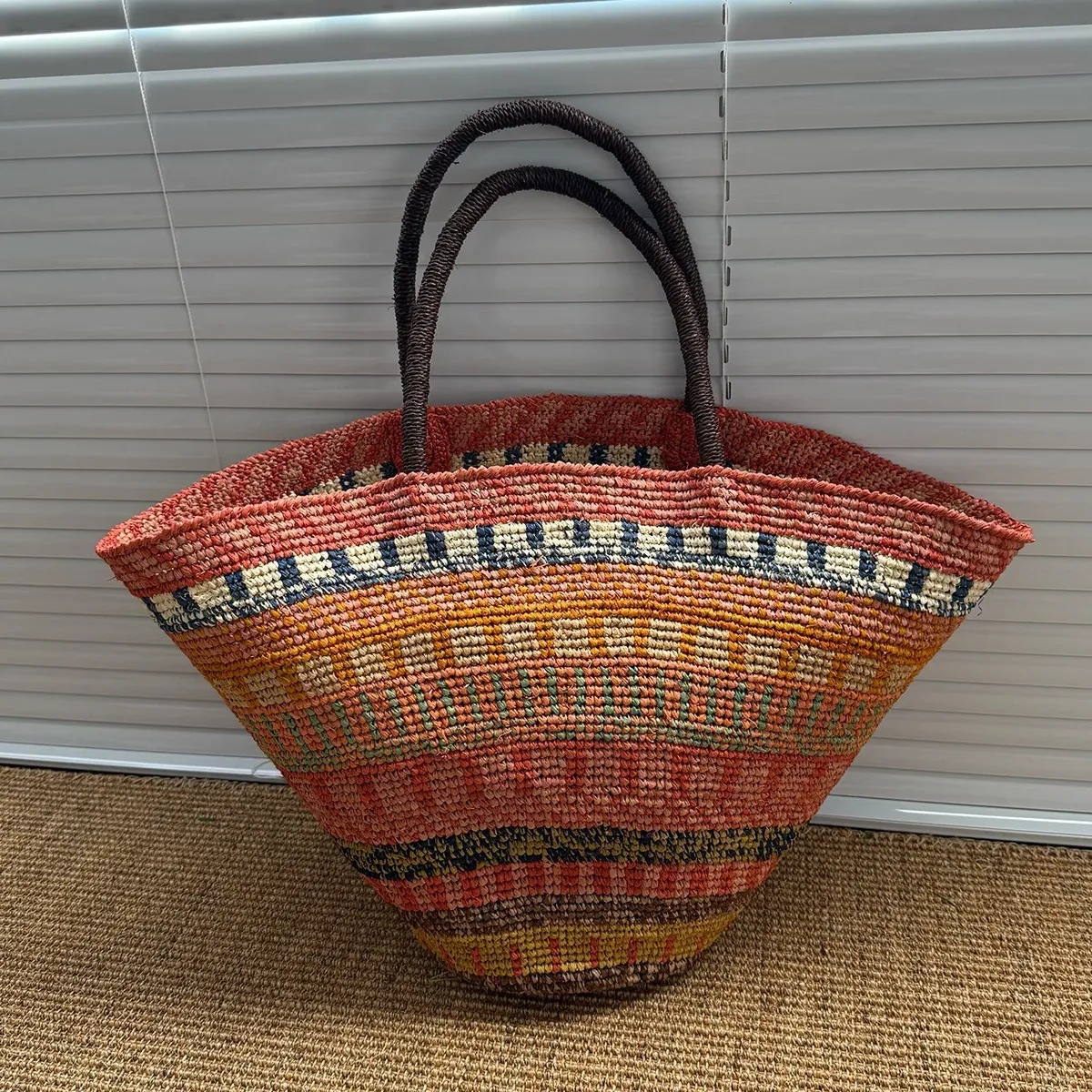 Sac à bandoulière en raphia coloré pour femme, sacs à main de luxe de créateur, grand sac fait main, sacs de plage d'été, vente en gros de haute qualité