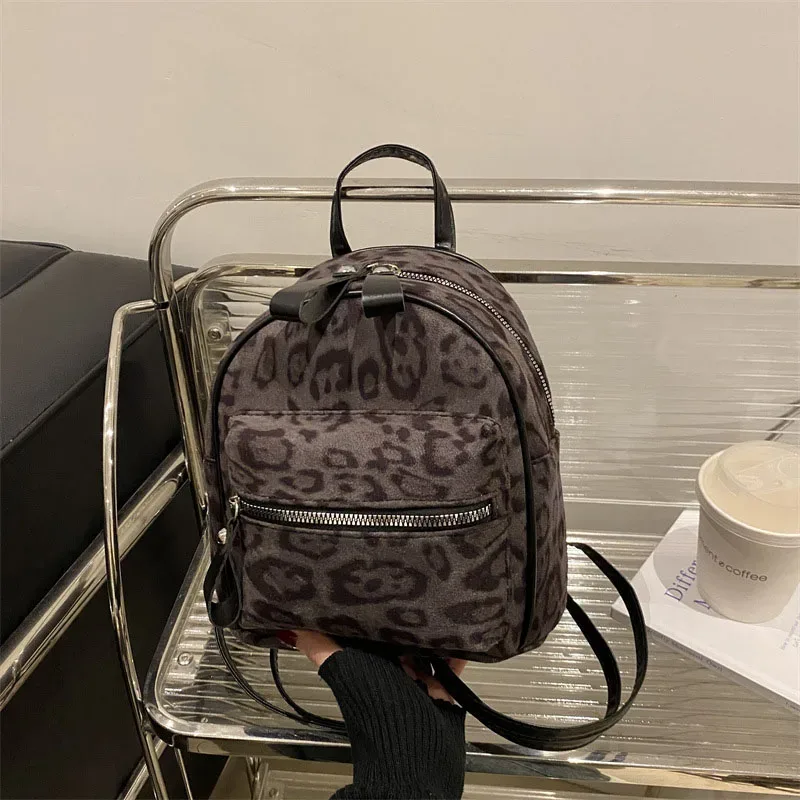 mini sacs à dos pour femmes, sac à dos imprimé léopard pour l'université, mini sac à dos multifonction pour les voyages de loisirs, sacs à dos simples pour femmes