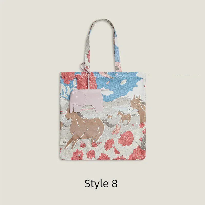 breloque de sac éléphant en peau de mouton avec pochette de rangement en soie, ornement décoratif 2-en-1 et organisateur pratique, accessoire en cuir