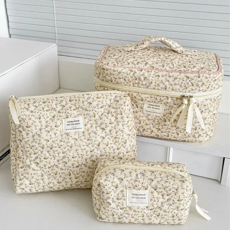 sac à cosmétiques imprimé floral pour femmes, sac à main, sac de rangement de voyage, sac de rangement de cosmétiques, sac matelassé de grande capacité, choisissez 1 parmi 3
