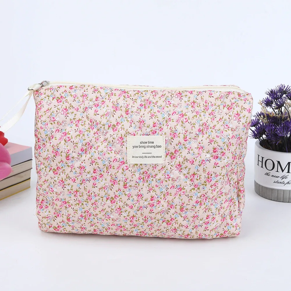 trousse de maquillage avec rembourrage en coton, motif floral, grande capacité, sensation haut de gamme, joli sac de rangement pour cosmétiques de style ins
