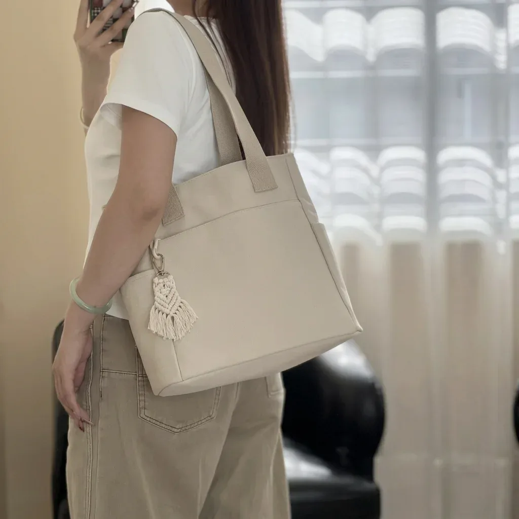 sac fourre-tout rigide de grande capacité pour les trajets quotidiens, sac de shopping minimaliste pour les courts trajets, idéal pour les étudiants et les sorties décontractées