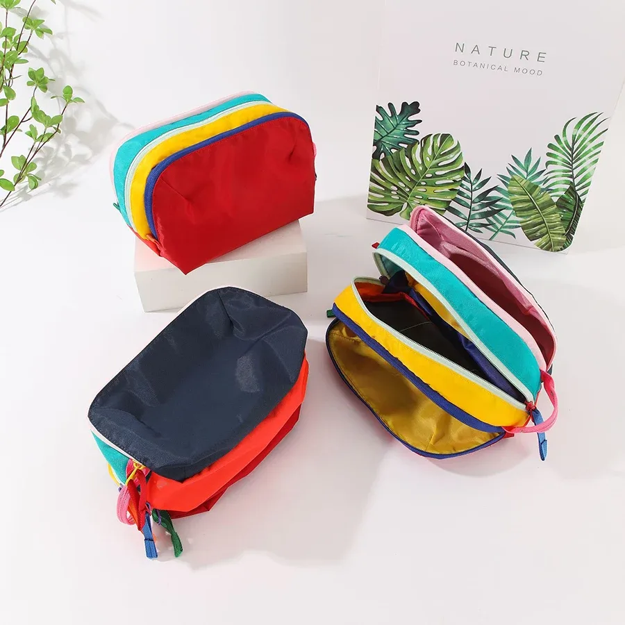 sac de voyage léger grande capacité pour maquillage et articles de toilette, sac à bandoulière de voyage couleur dopamine, sac de toilette suspendu en nylon imperméable