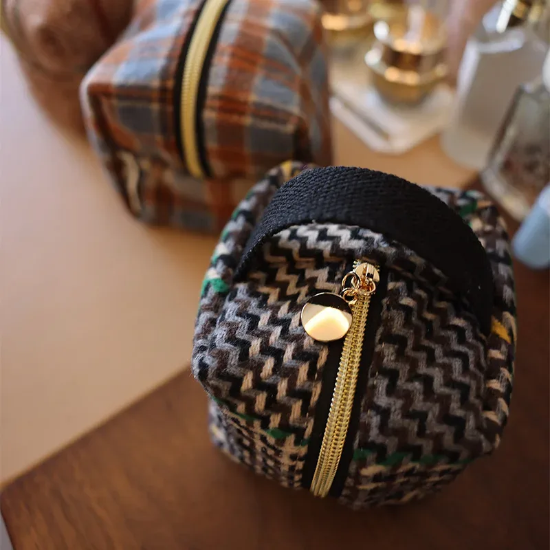 sac cube géométrique en métal, poignée à fermeture éclair, tissu brossé, sergé créatif, sac de rangement à motif ondulé carré, petit sac à cosmétiques