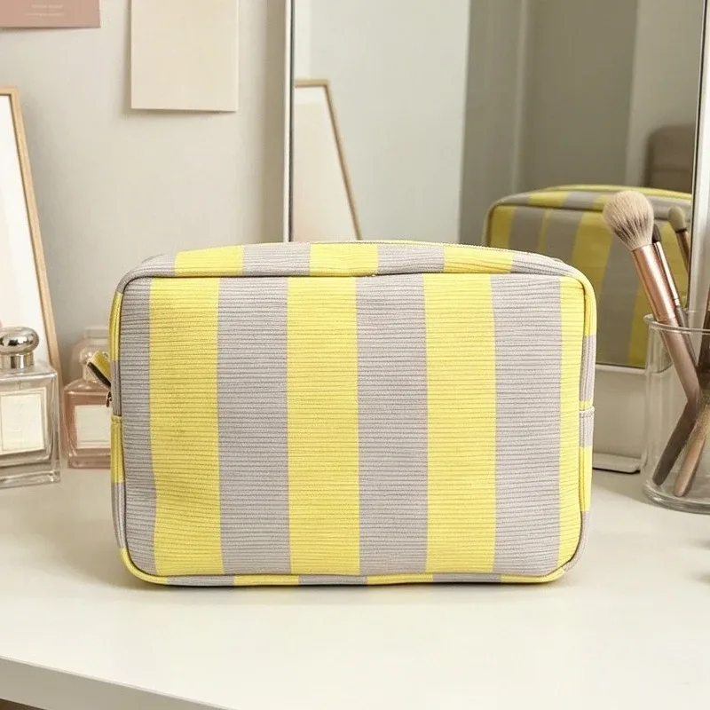 sac de maquillage rayé en forme de boîte pour femmes, sac à cosmétiques portable avec fermeture éclair, organisateur de voyage, pochette de rangement pour articles de toilette féminins