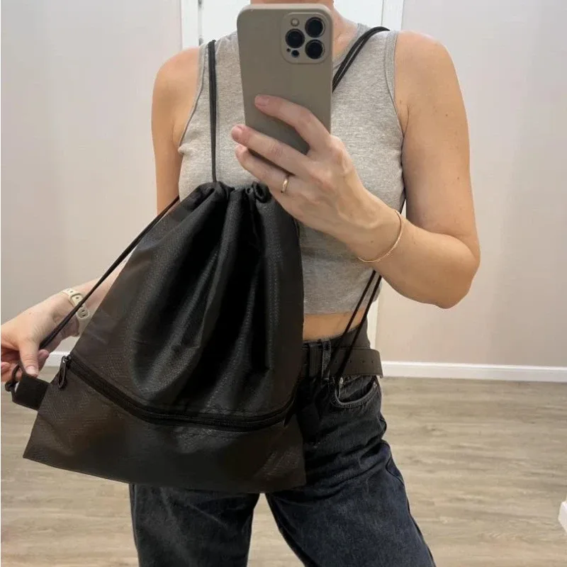 sac à dos unisexe avec cordon de serrage – sac de sport léger, sac de voyage, sac pour l'école et le travail pour hommes et femmes | sac de transport quotidien minimaliste tout-en-un