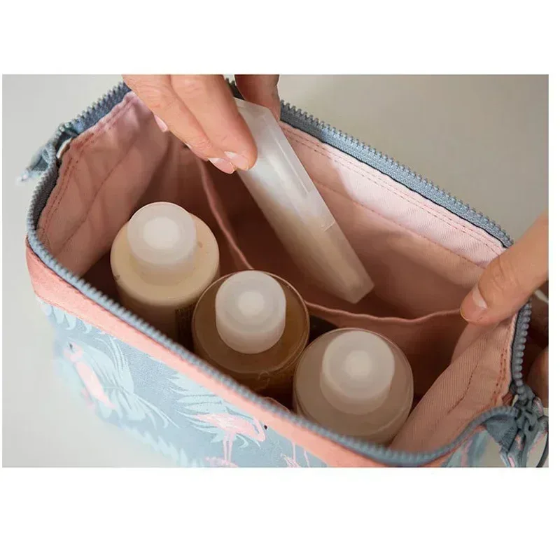 nouvelle mode sac cosmétique femmes étanche flamant sacs de maquillage organisateur de voyage kits de toilette sacs de maquillage portables esthéticienne