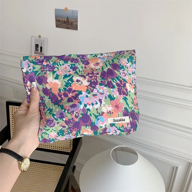 sac de rangement pour rouge à lèvres cosmétique de voyage à fermeture éclair florale pour femmes, portefeuille kawaii, trousse de maquillage, sacs à main, trousse à crayons, trousse d'évaluateurs, mignon