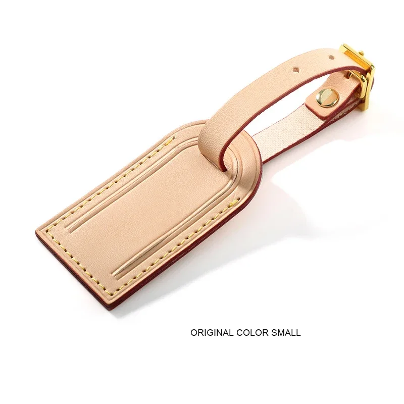 étiquette de bagage en cuir tanné végétal monogramme gratuit, avion, cuir de vache, voyage d'embarquement, étui à roulettes