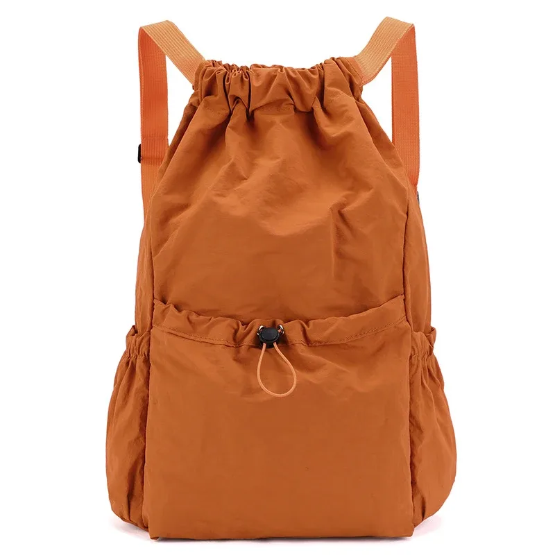 sac à dos léger et tendance avec cordon de serrage : sac de sport imperméable de grande capacité pour l'école, les livres, les activités de plein air, les voyages