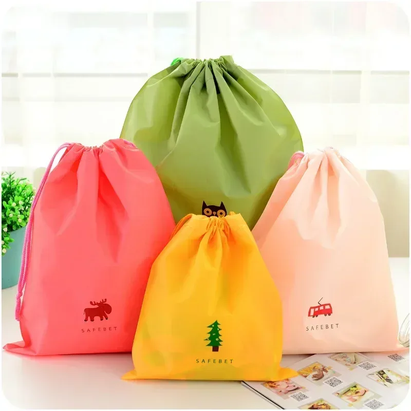 sac de rangement en nylon imprimé de dessin animé, étanche, poudres wstring de proximité, multifonctionnel, portable, durable, chaussures, sous-vêtements, sac de voyage, 1 pièce