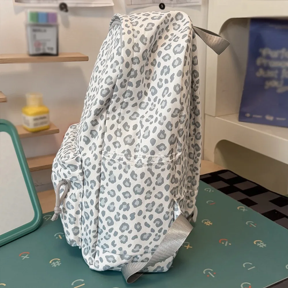 sac à dos imprimé léopard, sac à dos décontracté à motif léopard, multi-poches, en nylon souple, pour les promenades quotidiennes, les sorties du week-end, les sorties en ville