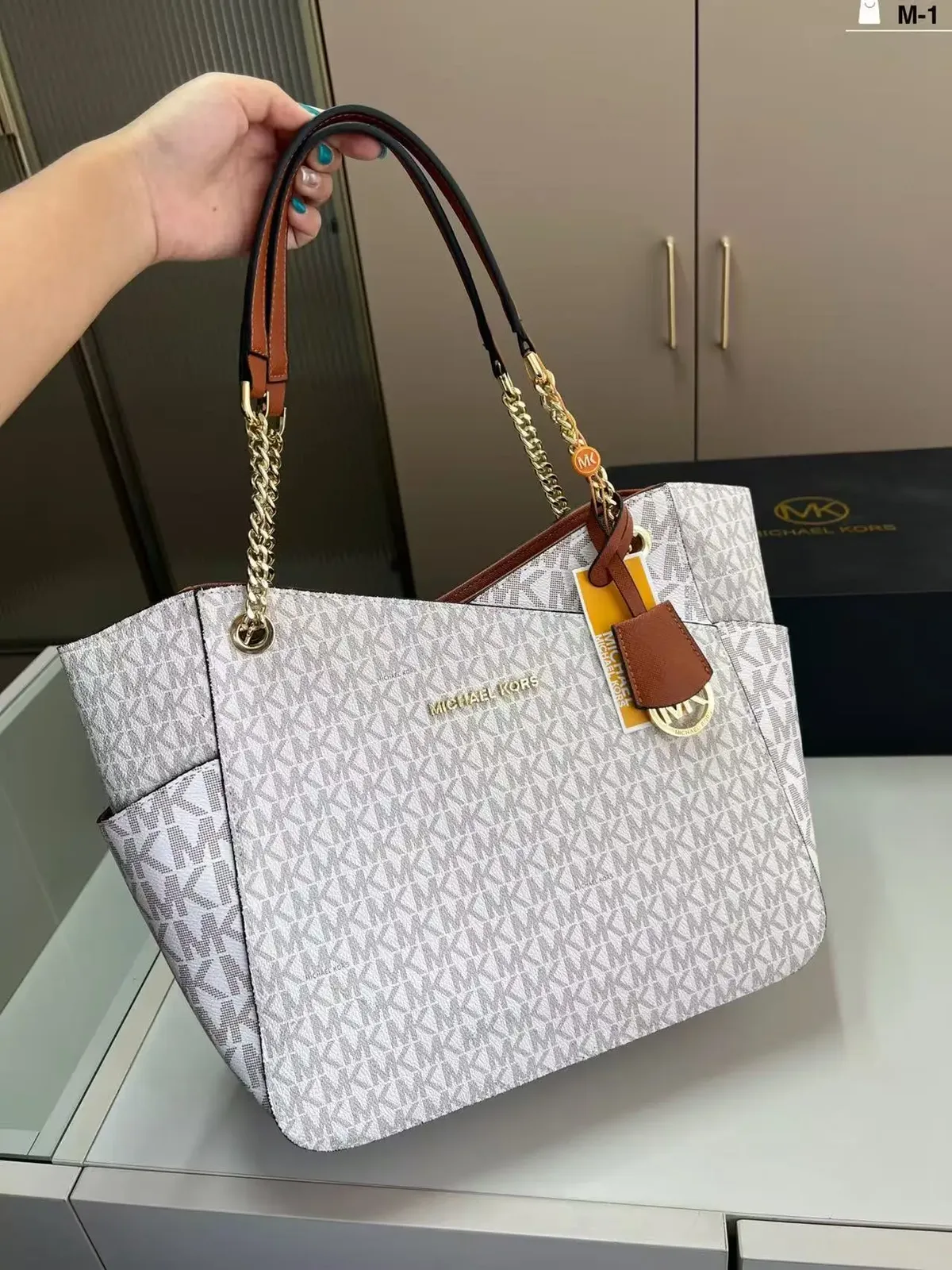 sac fourre-tout pour femme michael kors jet set classique, neuf, de haute qualité, chic et imprimé, idéal pour les voyages
