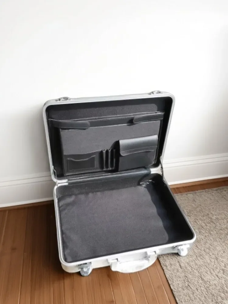 grande boîte à outils portative en alliage d'aluminium et de magnésium argenté - mallette de rangement de luxe pour documents, instruments et équipements de maison/bureau