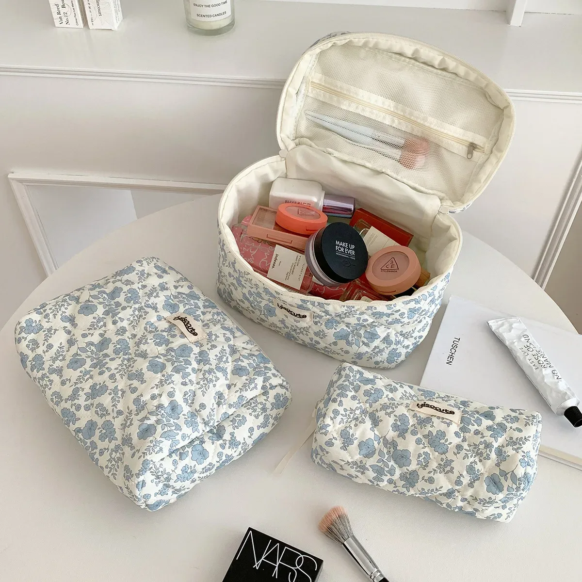 sac de rangement pour cosmétiques avec fermeture éclair, en coton matelassé, petit sac à maquillage à motifs floraux, sac de rangement portable pour femmes
