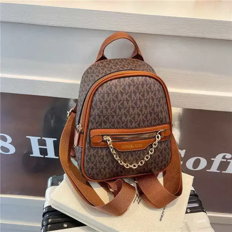 MICHAEL KORS 2026 Nouveau Sac à Dos de Voyage Décontracté Grande Capacité pour Femme, Matière PVC Simple, Imperméable et Résistant à l'Usure