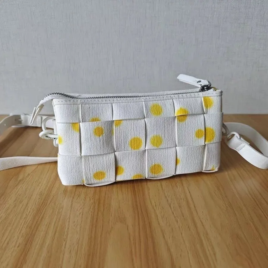 sac bandoulière polyvalent d'inspiration européenne, américaine et espagnole, sac décontracté tissé simple