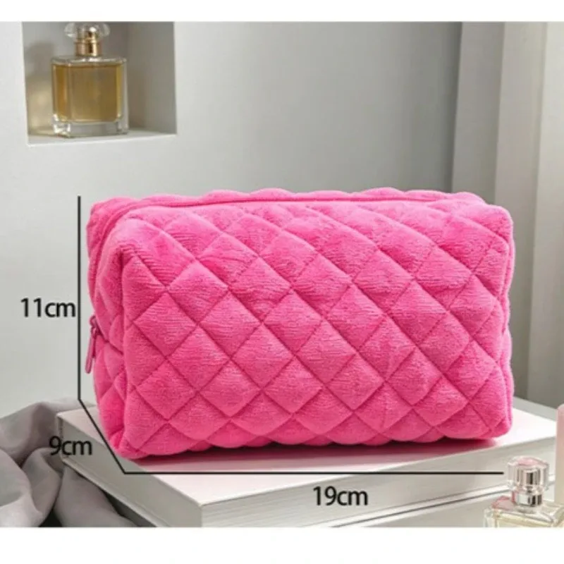 jolie trousse de toilette carrée pour femmes, multifonctionnelle, portable, pour ranger les articles de toilette et le maquillage.