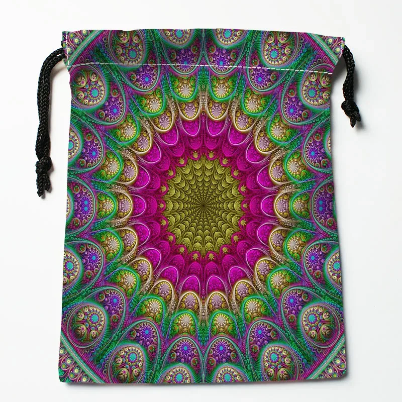 sacs à main à motif de mandala personnalisé, sacoches cadeaux imprimés, poudres de voyage, rangement de vêtements, trousse de maquillage, 18x22cm