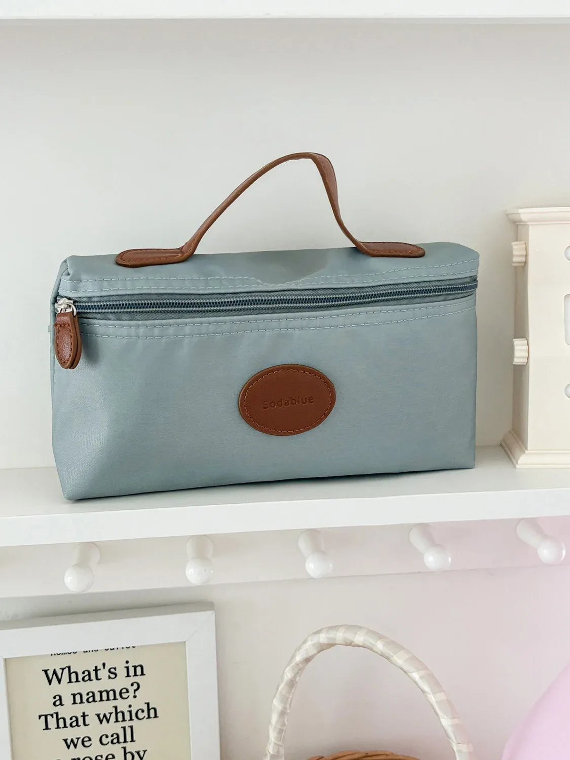 nouvelle trousse de toilette portable unisexe yt de haute qualité, élégante et légère, avec étiquette en cuir, sac à main en nylon pour le maquillage