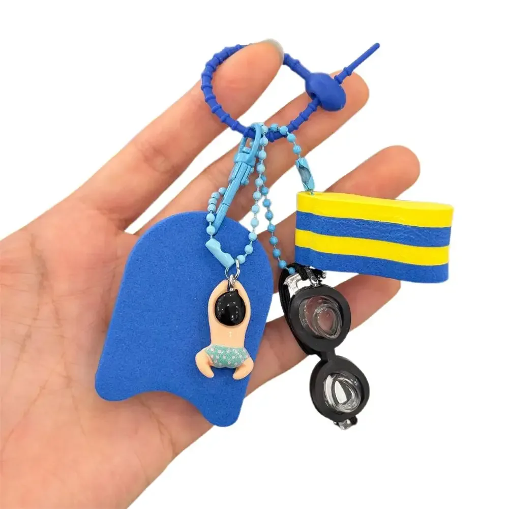 porte-clés thème plage d'été créatif, pendentif maillot de bain et lunettes de natation, breloques de sac tendance, cadeau pour femmes et filles, décoration pour sacs à dos