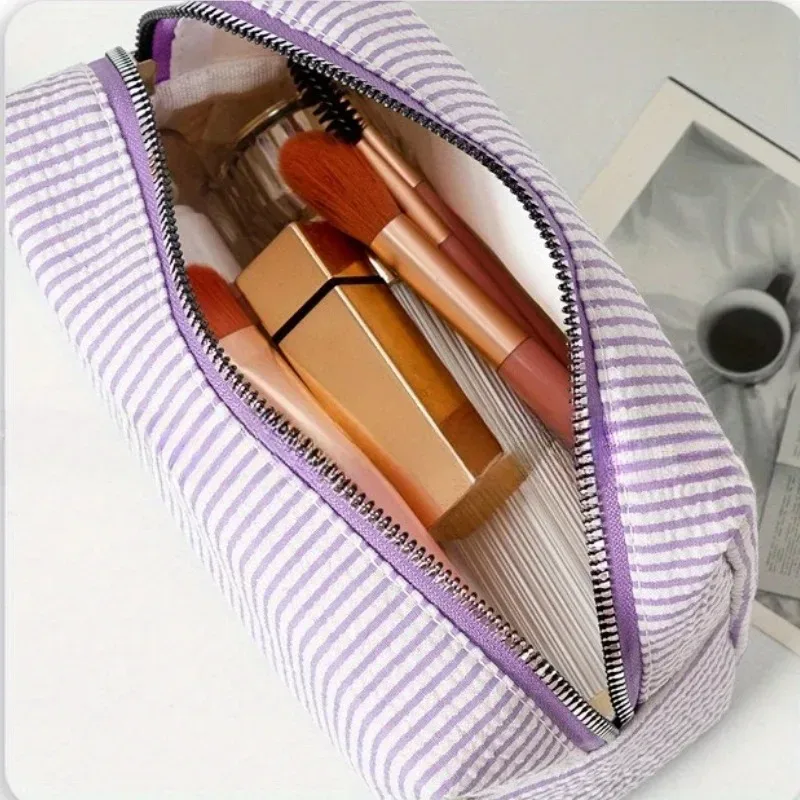 trousse de toilette rayée personnalisée – brodée sur mesure, rangement de cosmétiques portable en polyester, idéale pour les voyages, le dortoir scolaire et la maison