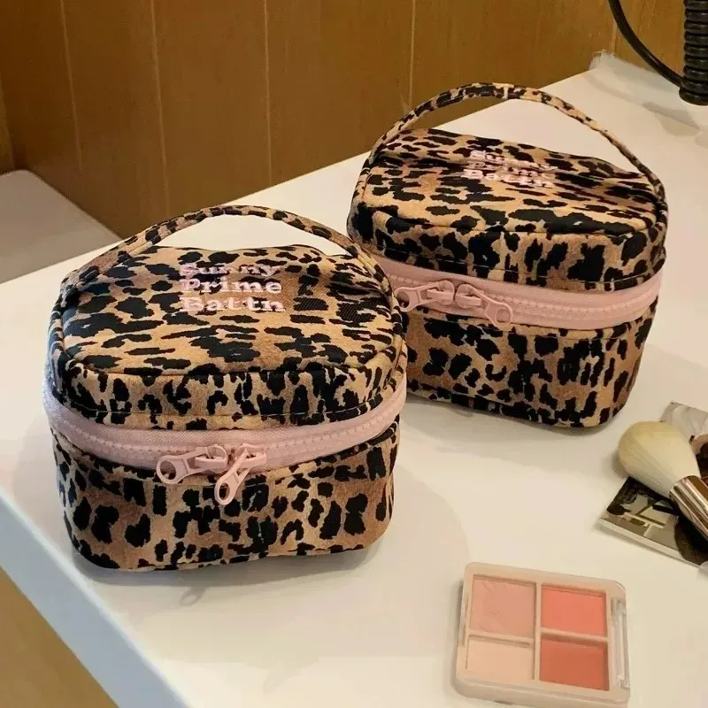 sac de maquillage imprimé léopard rose pour femmes, petit sac de voyage portable, organisateur de cosmétiques, trousse de toilette, grande capacité de rangement