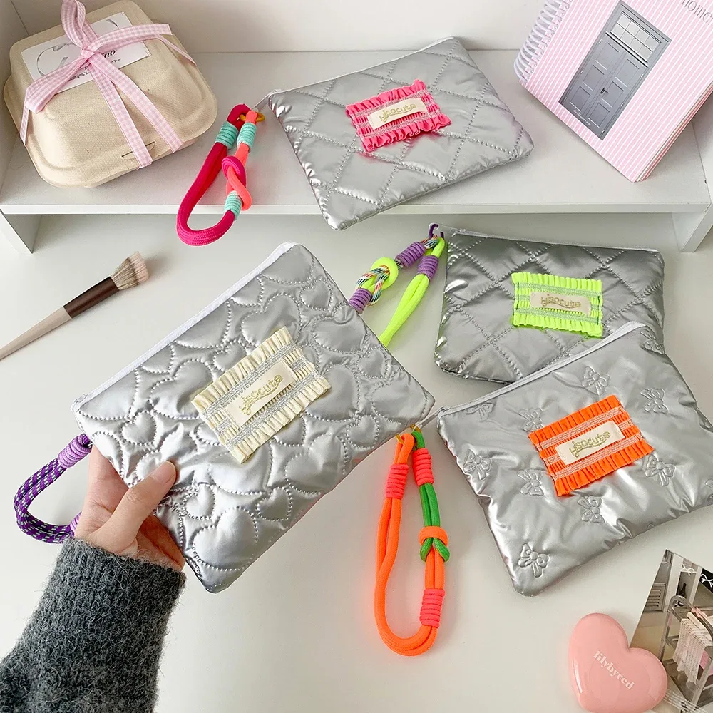 mode coréenne carré argent amour sac de maquillage sac à main à la mode filles rouge à lèvres sac de rangement cadeaux étudiant papeterie trousse à crayons nouveau