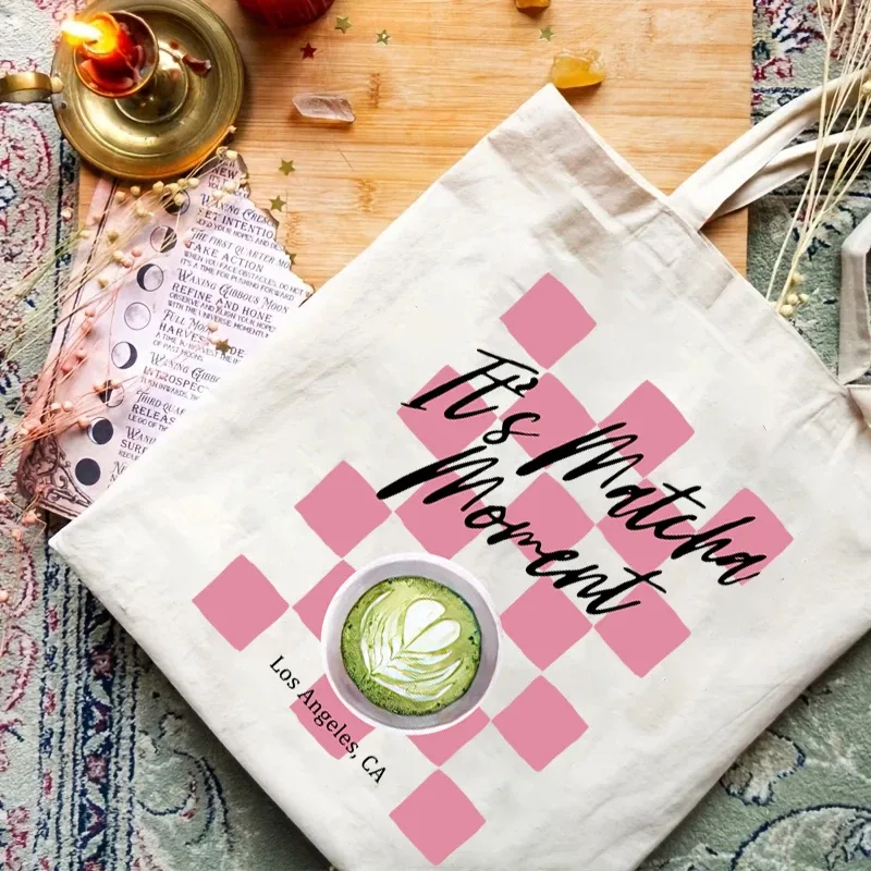 sac fourre-tout en toile à motif matcha latte, sac à bandoulière pour voyage, déplacements quotidiens, sac de courses réutilisable pour femmes, cadeau pour les amateurs de matcha, 1 pièce