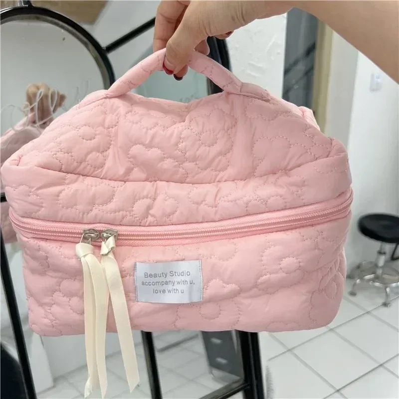 trousse de toilette portable en coton matelassé avec fermeture éclair pour femme, sac à main d'évaluateur cosmétique, forme de boîte, trousse de maquillage mignonne pour filles, 1pc
