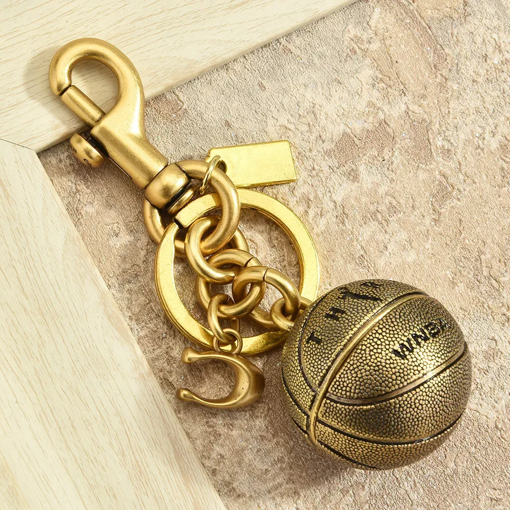 porte-clés de basket-ball en alliage, breloque vintage, accessoire pour sac à dos, cadeau pour fan de sport