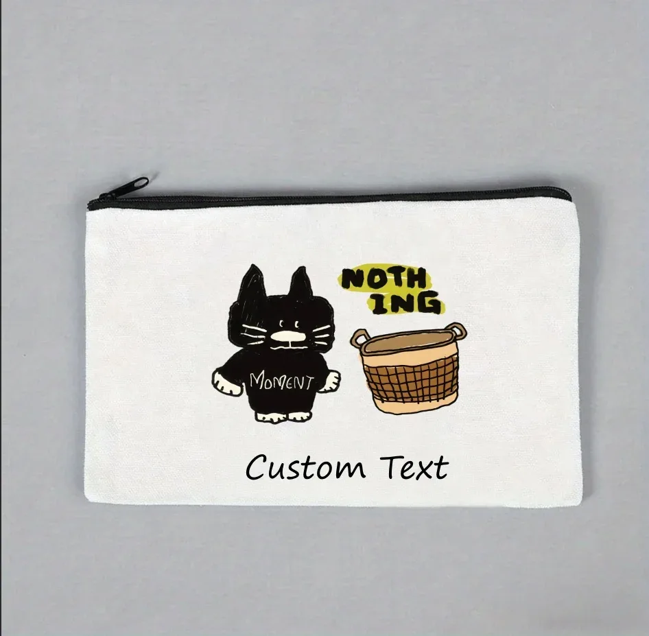 1 pièce, pochette de maquillage en toile avec motif de chat noir dessiné à la main et texte personnalisé "nothing moment", sac de rangement pour cosmétiques avec fermeture éclair.